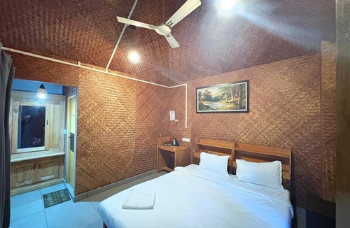 Pirmed Cabin | Monsoon Retreats by DAAN