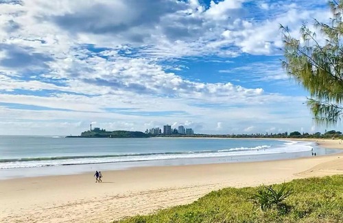 Mooloolaba House | Mooloolaba Beach House- Pet friendly