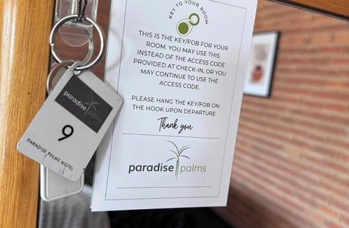 Mulwala Hotel | Mulwala Paradise Palms Motel