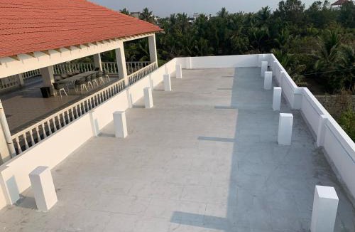 Covelong Beach Hostel | Murthy Surf School