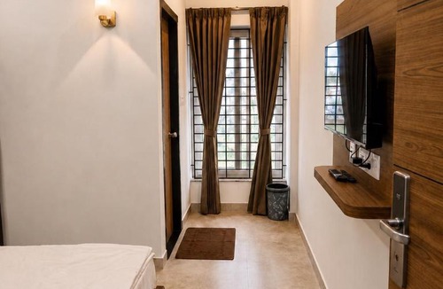 Mangalore Hotel | Nakshatra Boarding and Lodging