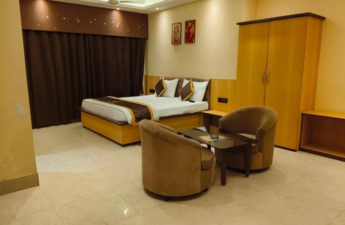 Bardhaman Hotel | NAKSHATRA Hotel, Restaurant & Banquet