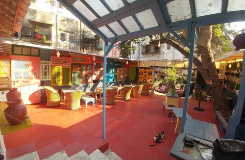 Pali Hill Hostel | NAMASTEY MUMBAI BACKPACKERS