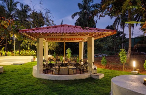 Kanakapura Apartment | Nandana Estate4BHK Jacuzzi BBQ 1hr Koramangala