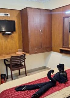 Kalapettai Hotel | Nest Budget Inn