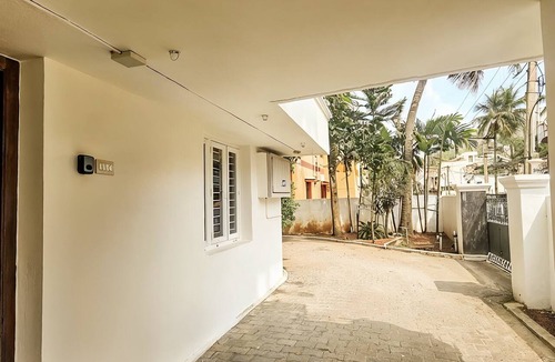 Vellore House | Nestled in a peaceful and residential neighbourhood 5 minutes from CMC Vellore