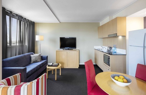 Rosehill Hotel | Nesuto Parramatta