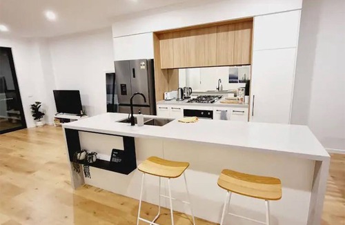 Williamstown House | New and Modern Family Home by the Beach. Pet friendly!