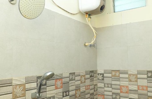 Ganapathichettikulam Apartment | NJ Grand Villa