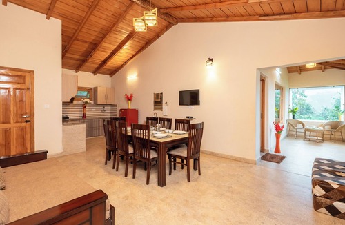 Kaul Hotel | Oak Climbing Resort