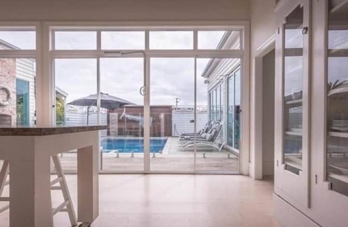 Sorrento House | Ocean Beach House Sorrento - Timeless coastal charm with modern luxury.