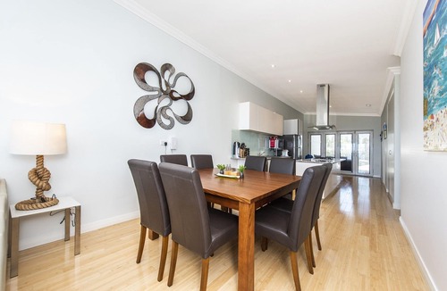 Lancelin House | Ocean Sunset - Luxury Beachside Accomodation