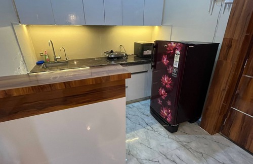 Greater Noida Apartment | Okay & O-live - Cozy Studio Stay