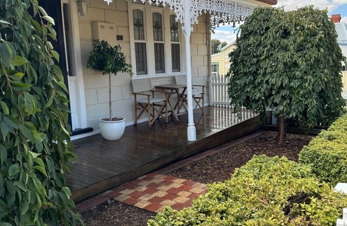 Quarry Hill Cottage | Olinda Cottage - Close to Bendigo CBD with city views