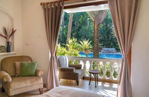 Saunta Vaddo Hotel | Olive Hotel Alidia Beach Resort by Embassy Group
