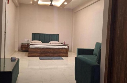 Patna Hotel | Om Hotel