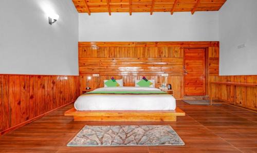 Mukteshwar Hotel | Omvilla with Mountain View