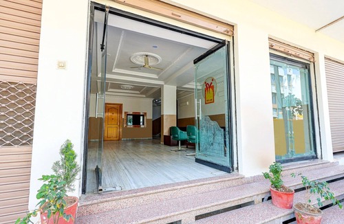 Central Area House | OYO 29398 Hotel Pax Inn
