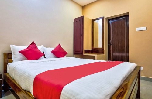 Kalapettai Hotel | OYO 29878 Sri Abirami Inn