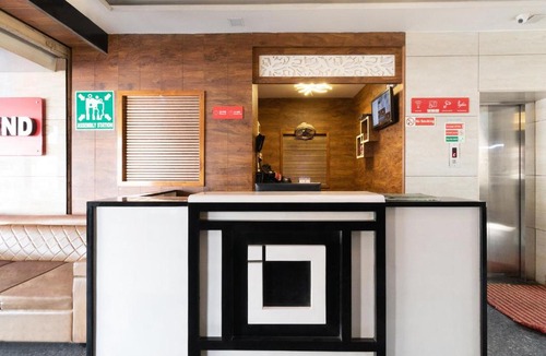 Kalasipalya Hotel | OYO 71735 Hotel Bestend