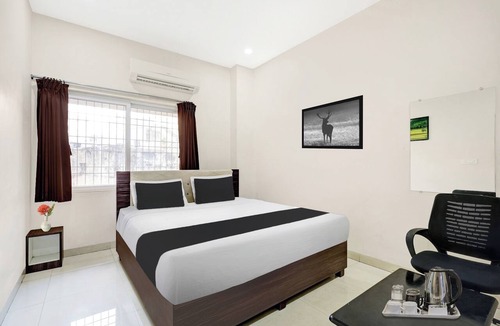 Dabagardens Hotel | OYO Collection O Dabagardens Near RK