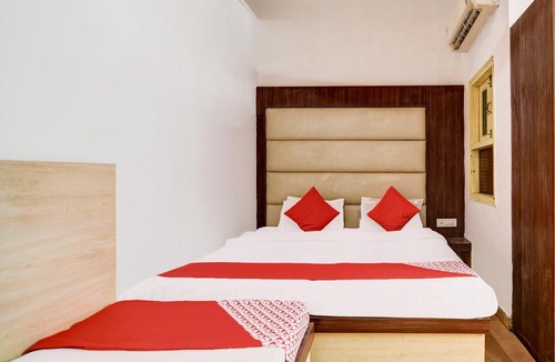 Kanpur Hotel | OYO Hotel Gagan Sagar