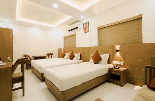 Guruvayur Hotel | Paarijatham Residency