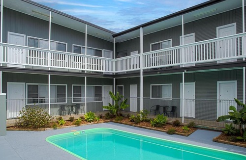 Forster Hotel | Pacific Motel 03