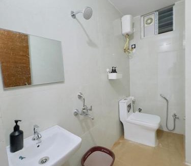Kondapur Apartment | Palapitta PP Suvarna Nilayam 2BHK Apartment by Charter Stays