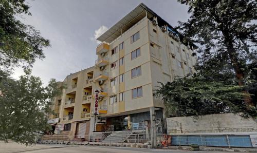 Sadduguntepalya Hotel | Palm Emirates, Koramangala