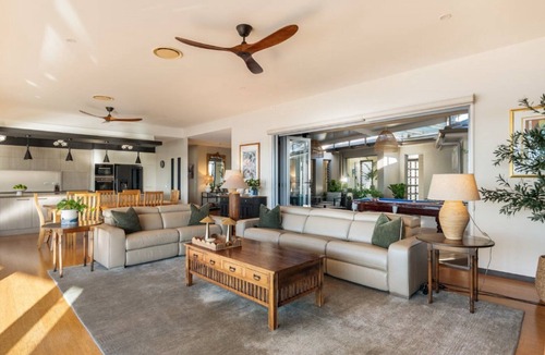 Woorim House | Panoramic Luxury on North Point