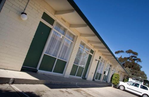 Brunswick Hotel | Parkville Motel