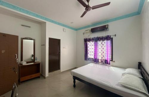 Tindivanam Hotel | Parsha Ocean Breeze Inn