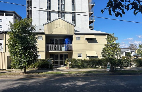 Chermside Apartment | Peaceful 1BD Studio with Balcony, Chermside