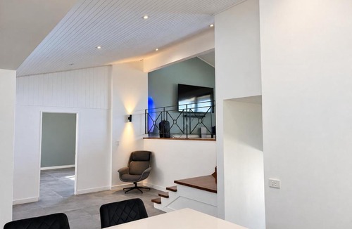 Gooseberry Hill House | Perth Hills Retreat