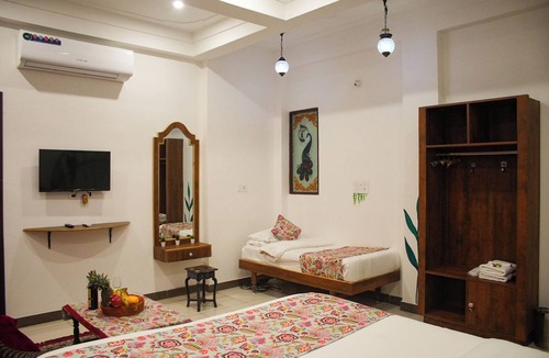 Udaipur City Centre Hotel | PETAL OF MEWAR - A Luxury Boutique Hotel