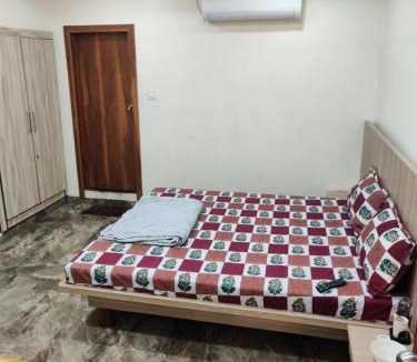 Dombivli East Hotel | PK Lodging