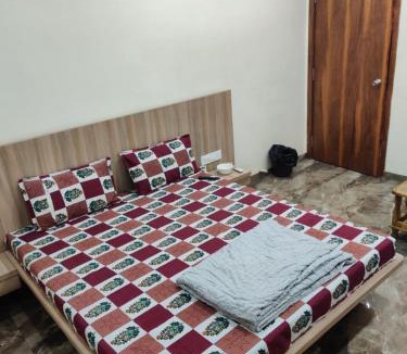 Dombivli East Hotel | PK Lodging