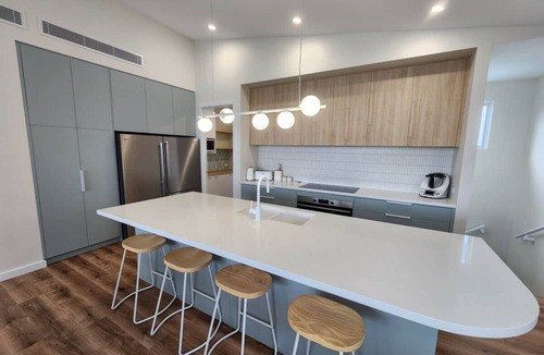 Muloowurtie House | Pleasant View Too - Beach Front Accommodation