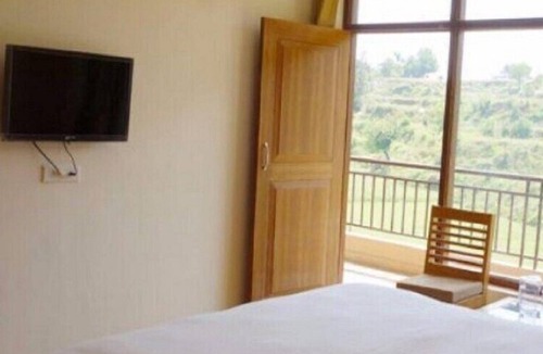 Majkhali Hotel | Pool Retreat