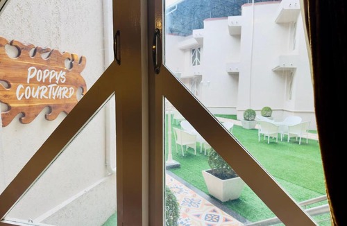 Kodaikanal Hotel | Poppys Pleasant Stay