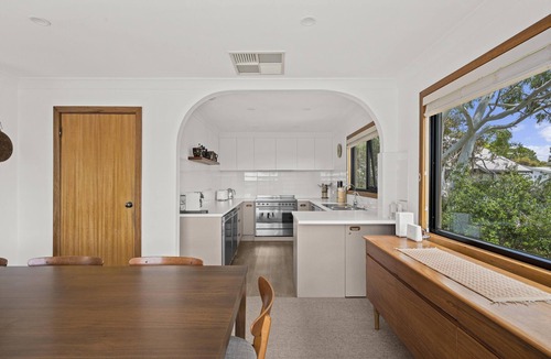 Port Willunga House | Port of Call ~ Port Willunga - Fantastic Entertainer just a Light Stroll from Port Willunga Beach