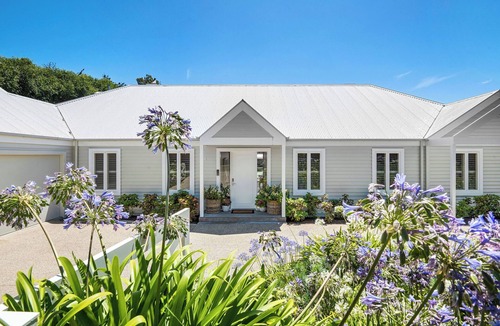Portsea House | Portsea Resort: 5 BR, 4 BA House in Portsea, Sleeps 10