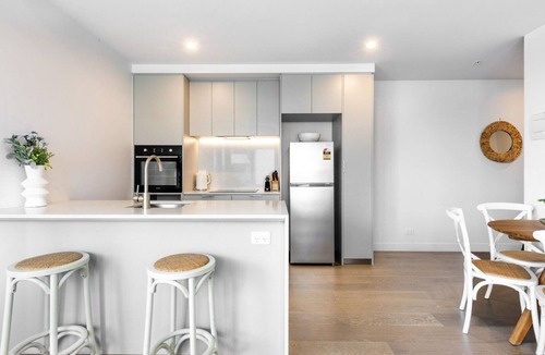 Preston Apartment | Preston Rooftop Oasis - Pool, Views & City Access