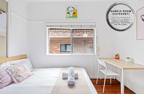 Ryde House | Private Double Room - Centrally Located At Ryde - Shared Bathroom