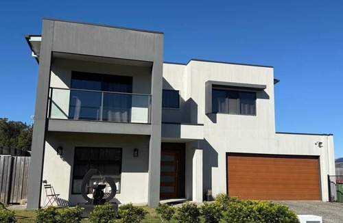 Pimpama House | Private Duplex - Pimpama/Gold Coast