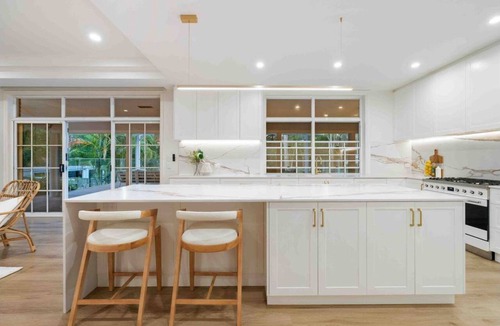 Nerang House | Private, Peaceful, Luxury, Pet friendly acreage Retreat in Nerang