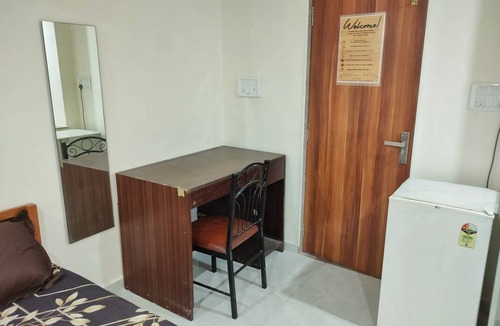 Juhu Resort | Private room ∙ 2 guests
