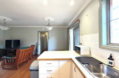Bentleigh House | Private Room Shared House | Bentleigh near train