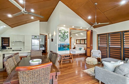 Nelly Bay Villa | Pure Magnetic Villa 5